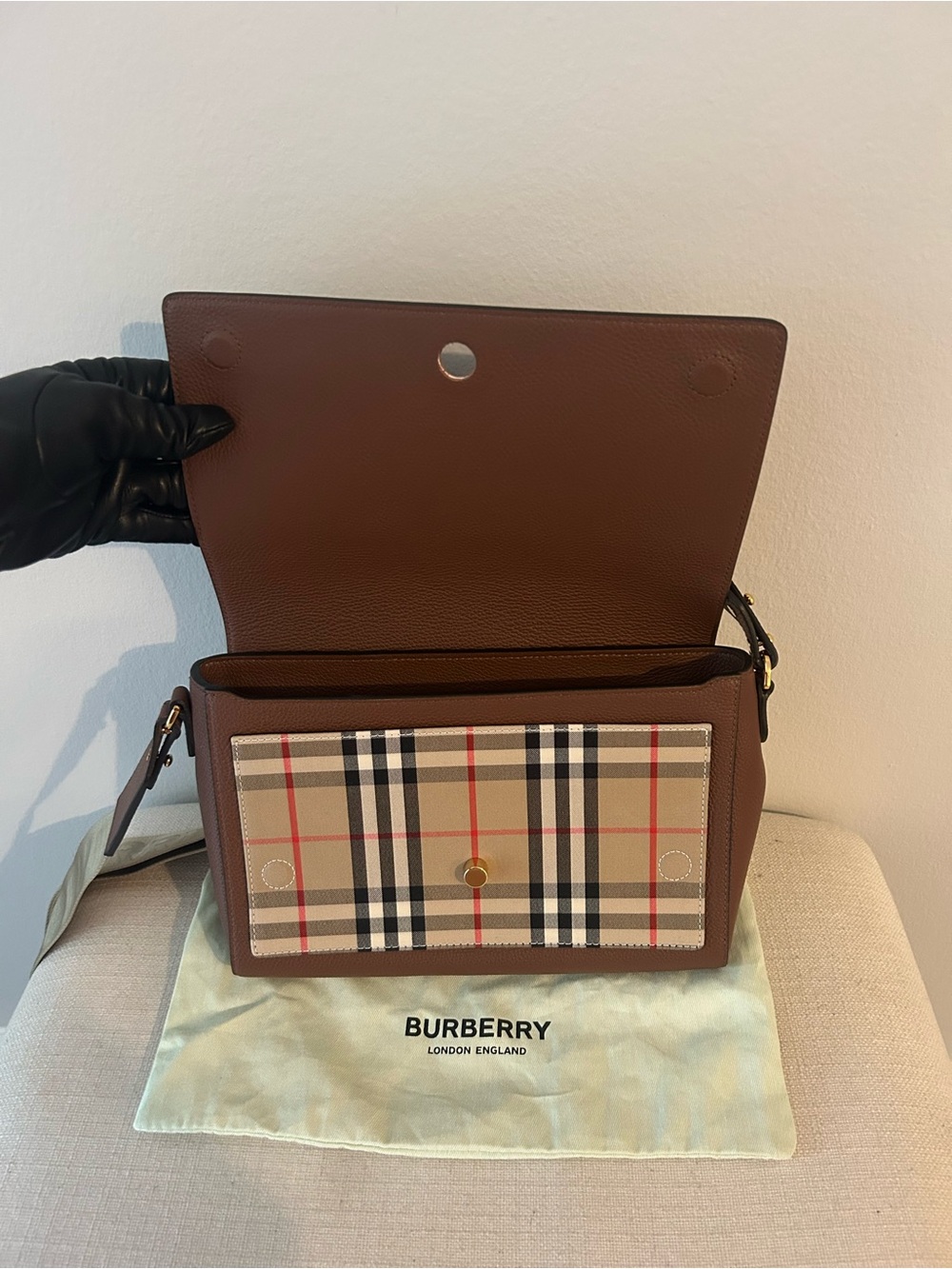 Burberry Brown Note Bag - Picture 8 of 13